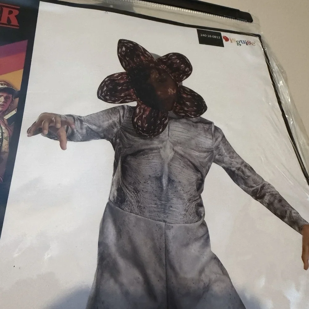 NWT Disguise Boys Stranger Things Demogorgon Jumpsuit Costume Medium 8 Cosplay